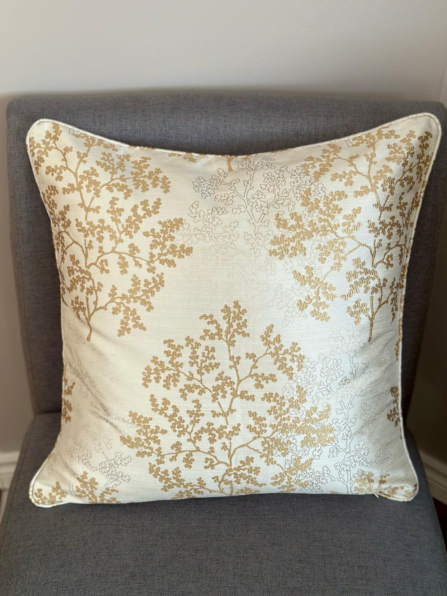 Gold Linen Pillow Cover 20x20, Luxurious Cushion for Living Room, Botanical Home Decor, Elegant Nature-Inspired Throw Pillow