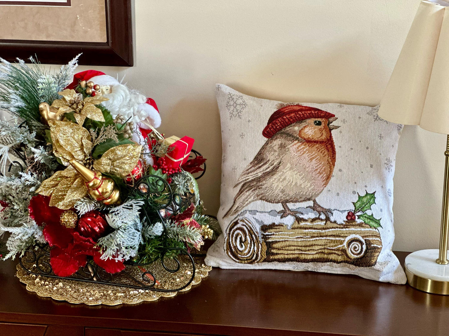 Christmas Bird Cushion Cover, Christmas Home Decor, Festive Pillow with Snowy Bird Design, Christmas Throw Pillow, Christmas Gift For Mom