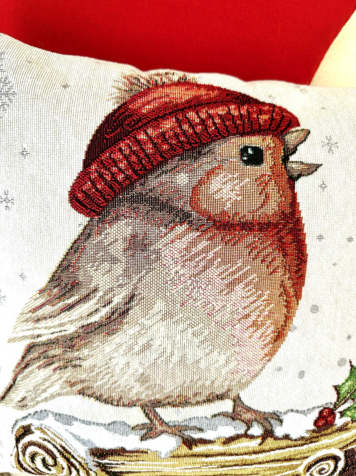 Christmas Bird Cushion Cover, Christmas Home Decor, Festive Pillow with Snowy Bird Design, Christmas Throw Pillow, Christmas Gift For Mom