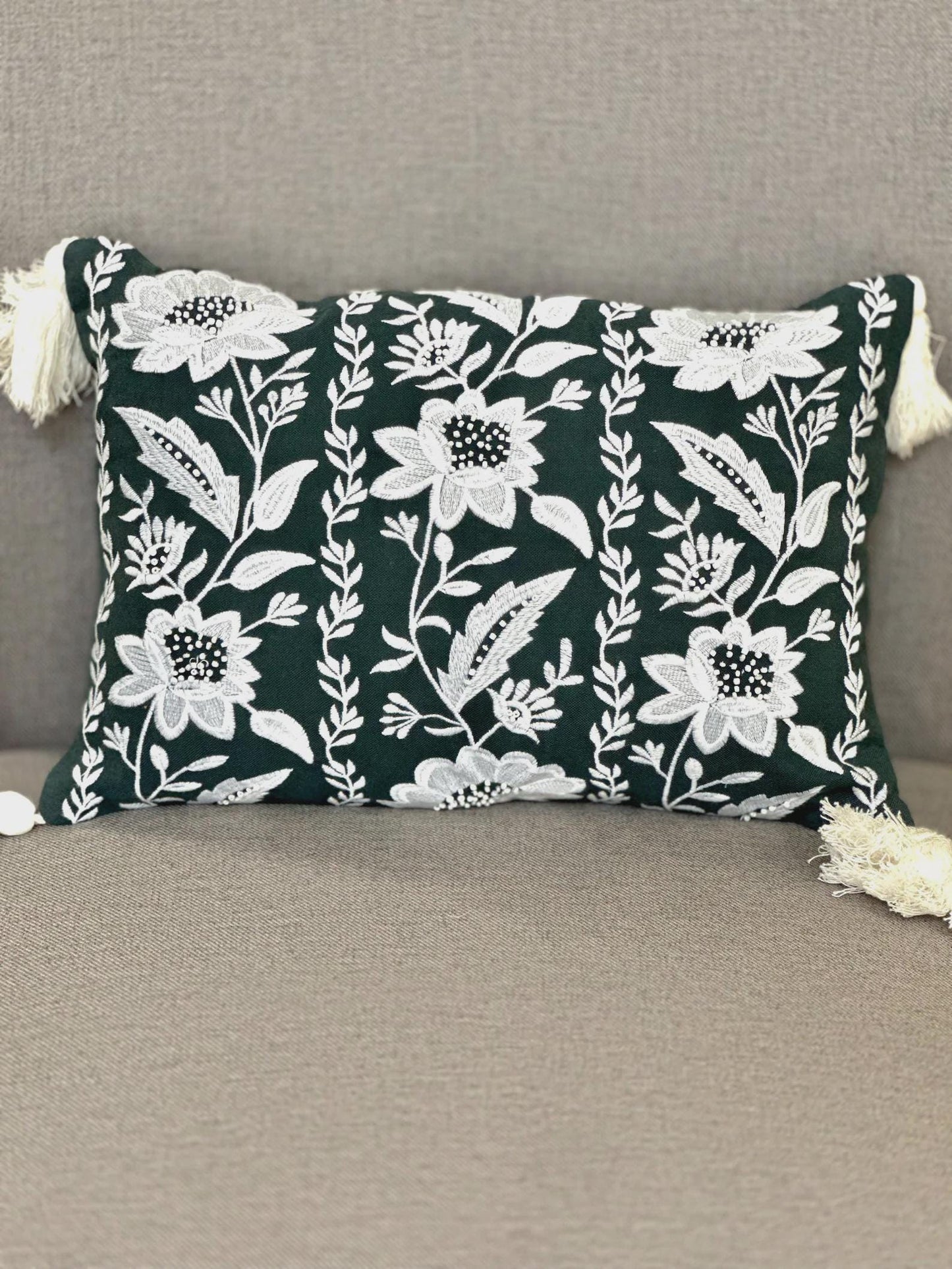 Black and White Pillow Covers, Modern Geometric Floral Multi Design Cushions, Cotton Linen Throw Pillows,Minimalist Home Decor Accent